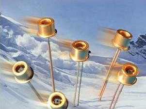 雪崩二极管工作原理_雪崩二极管与PIN光电二极管区别