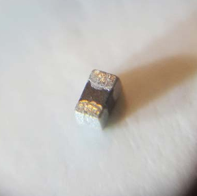 顺络贴片磁珠0201 240Ω(240R) ±25% 0.35A型号详情